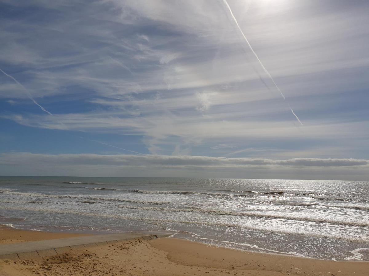 Camping Du Bois Dormant Saint-Jean-de-Monts Bagian luar foto