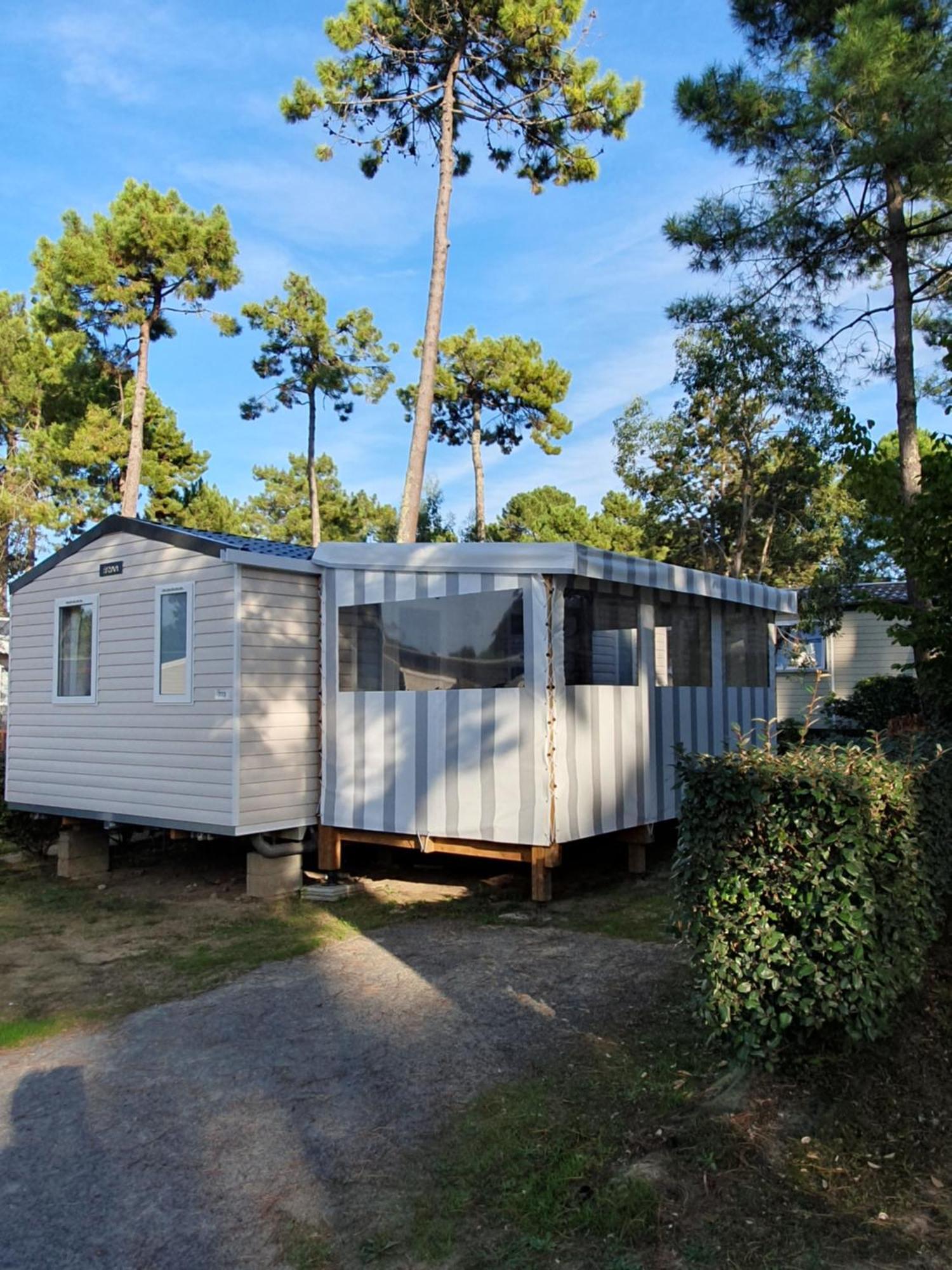 Camping Du Bois Dormant Saint-Jean-de-Monts Bagian luar foto